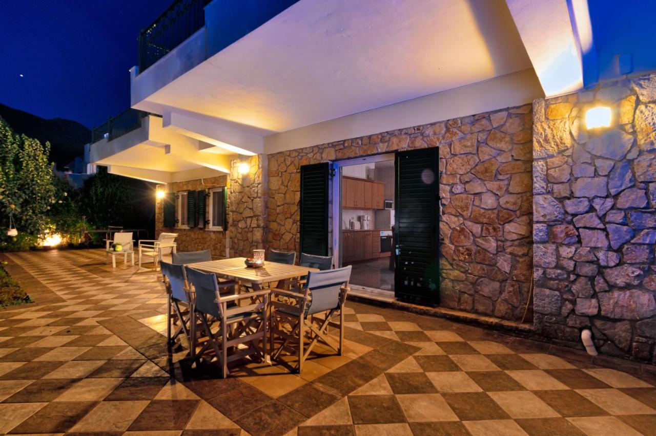 Villa Bamour With Paradise View Epidaurus Exteriör bild