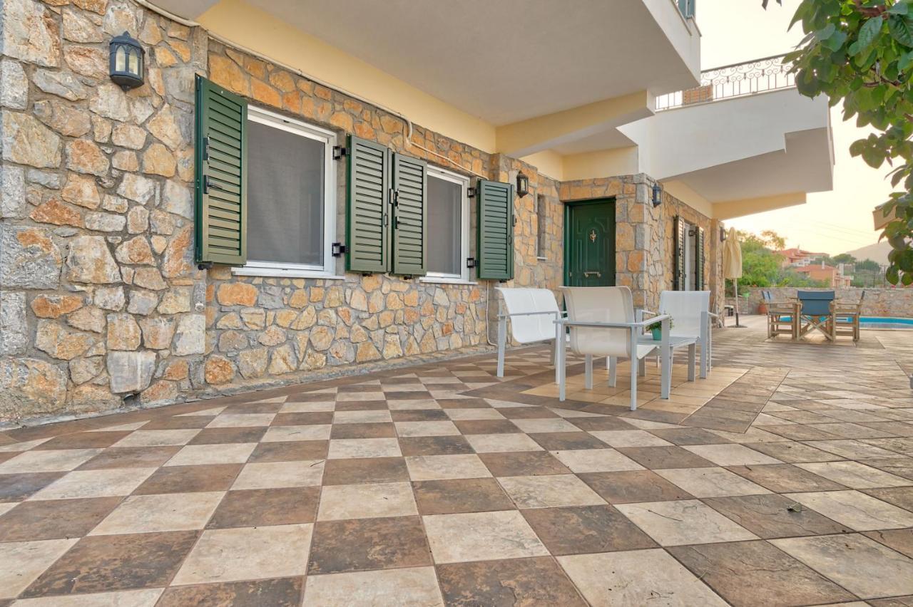 Villa Bamour With Paradise View Epidaurus Exteriör bild
